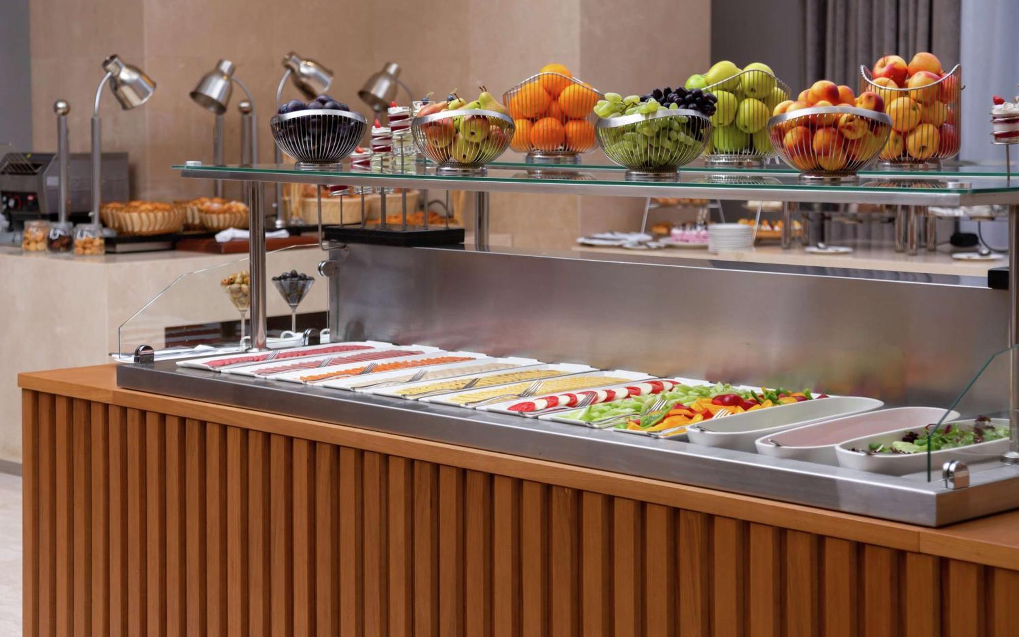 מלון Doubletree By Hilton אלמטי מראה חיצוני תמונה